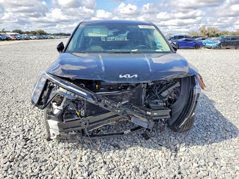 Zdjęcie 5 z aukcji – 2026 KIA CARNIVAL z VIN KNDNB5K34T6552428