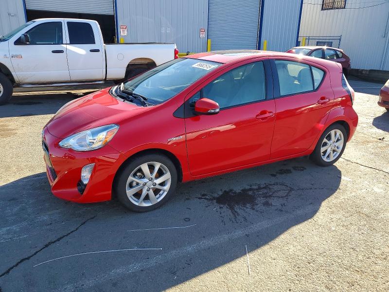 TOYOTA PRIUS C 2016 with VIN JTDKDTB37G1135597 - Photo from auction