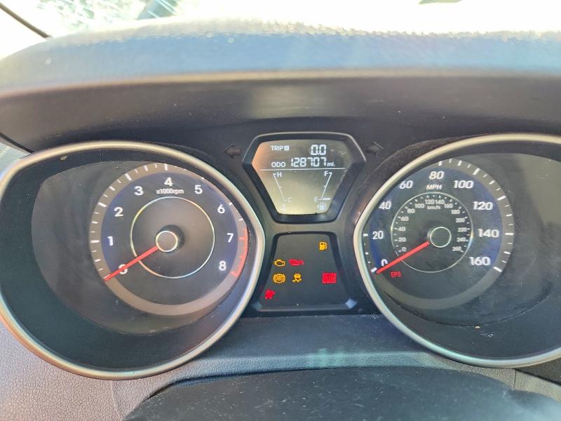 Photo 9 from auction – 2012 HYUNDAI ELANTRA GL with VIN 5NPDH4AE8CH145919