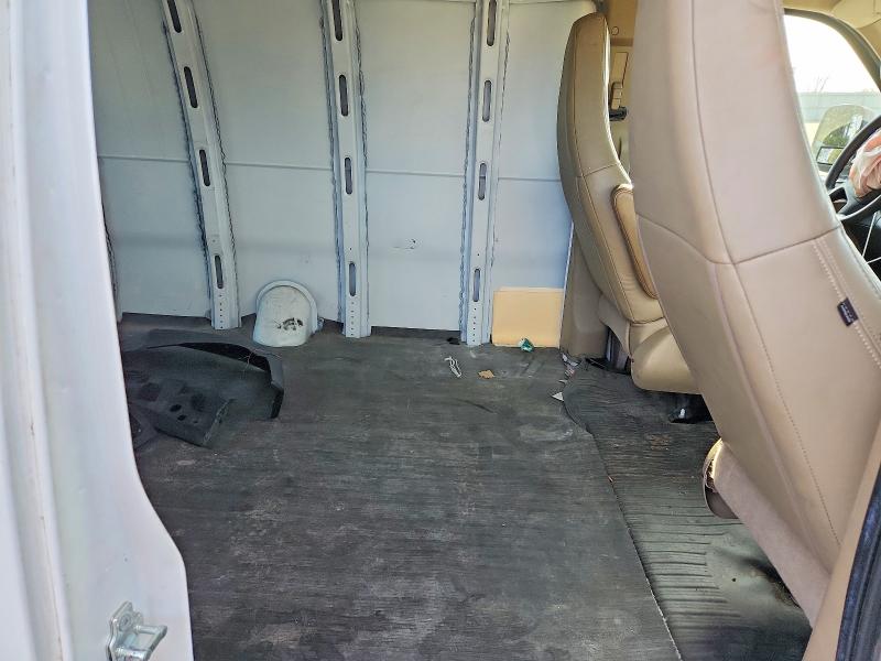 Photo 10 from auction – 2019 CHEVROLET EXPRESS G2 with VIN 1GCWGBFP9K1157562