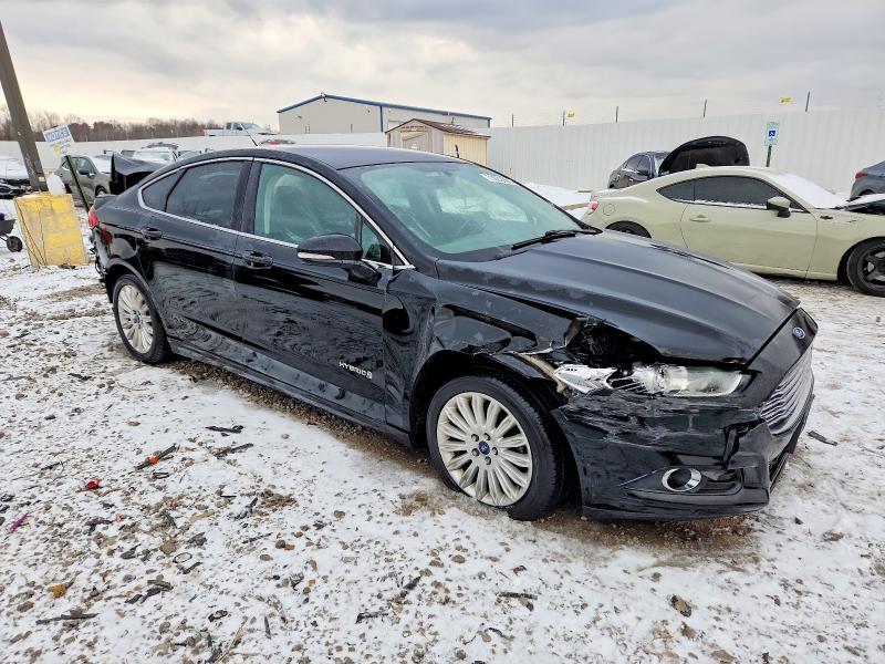 Photo 4 from auction – 2016 FORD FUSION with VIN 3FA6P0LU7GR286286