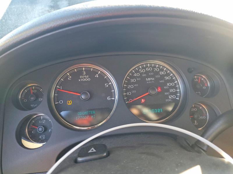 Photo 9 from auction – 2007 GMC YUKON with VIN 1GKFC13J97R131269