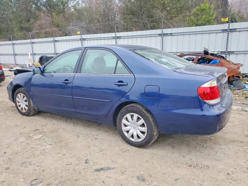 Photo 2 from auction – 2005 TOYOTA CAMRY LE with VIN 4T1BE30K85U099207
