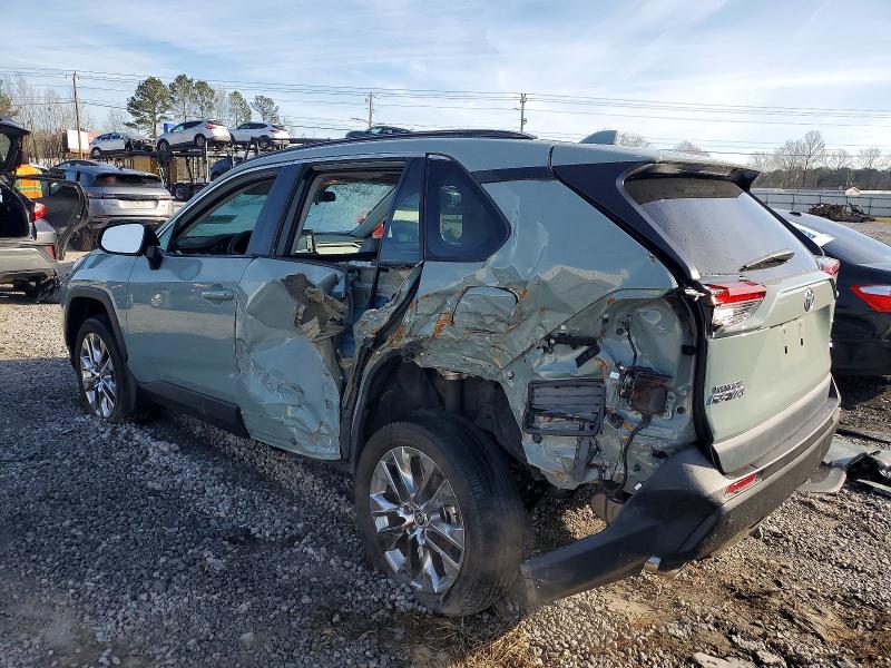 Photo 2 from auction – 2021 TOYOTA RAV4 XLE P with VIN 2T3C1RFV9MW164169