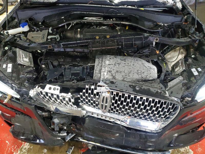 Photo 12 from auction – 2023 LINCOLN AVIATOR with VIN 5LM5J7XC2PGL21723