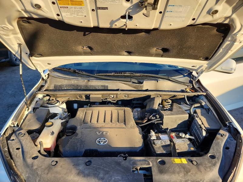 Photo 12 from auction – 2009 TOYOTA RAV4 with VIN JTMBK31VX95081670