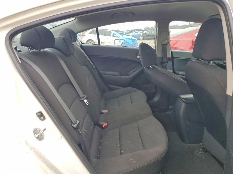 Photo 10 from auction – 2016 KIA FORTE with VIN KNAFK4A65G5459453