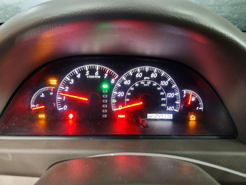 Photo 9 from auction – 2005 TOYOTA CAMRY with VIN 4T1BF30K25U088541