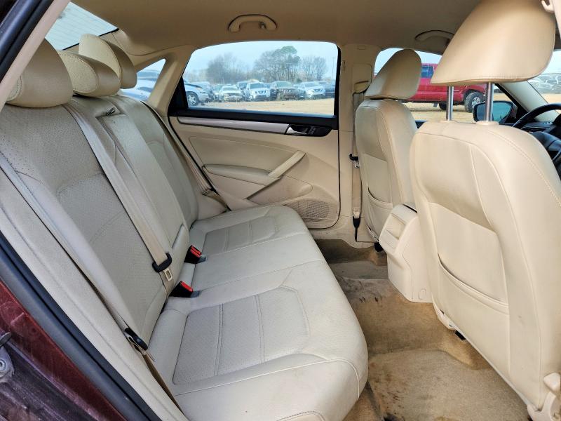 Photo 10 from auction – 2014 VOLKSWAGEN PASSAT S with VIN 1VWAS7A36EC056222