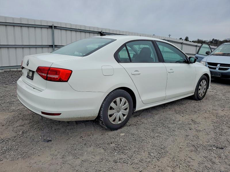 Photo 3 from auction – 2015 VOLKSWAGEN JETTA BASE with VIN 3VW2K7AJ9FM341385