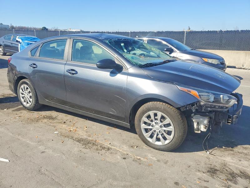 Photo 4 from auction – 2019 KIA FORTE FE with VIN 3KPF24AD9KE106339