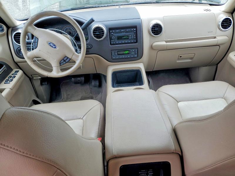 Photo 8 from auction – 2003 FORD EXPEDITION with VIN 1FMRU17W83LB29887
