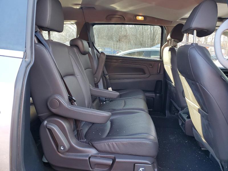 Photo 11 from auction – 2018 HONDA ODYSSEY with VIN 5FNRL6H74JB012030