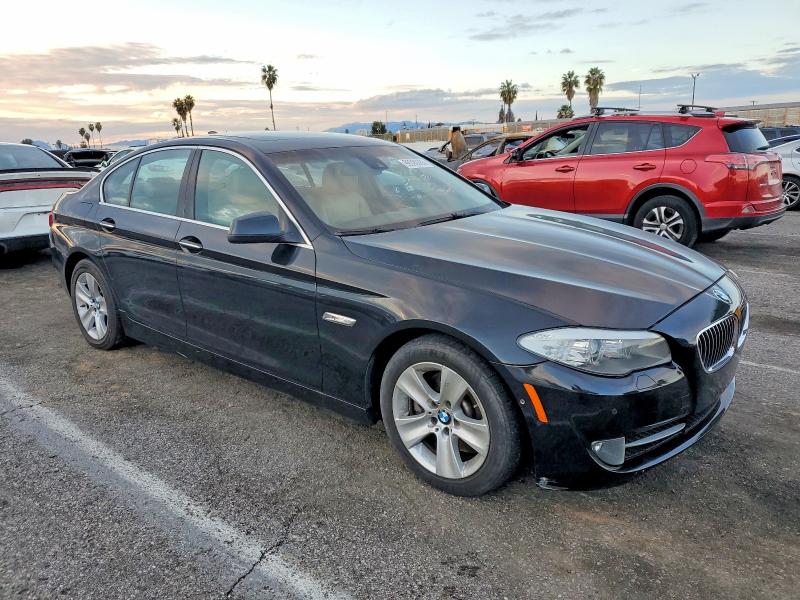 Photo 4 from auction – 2011 BMW 528 with VIN WBAFR1C56BC750062