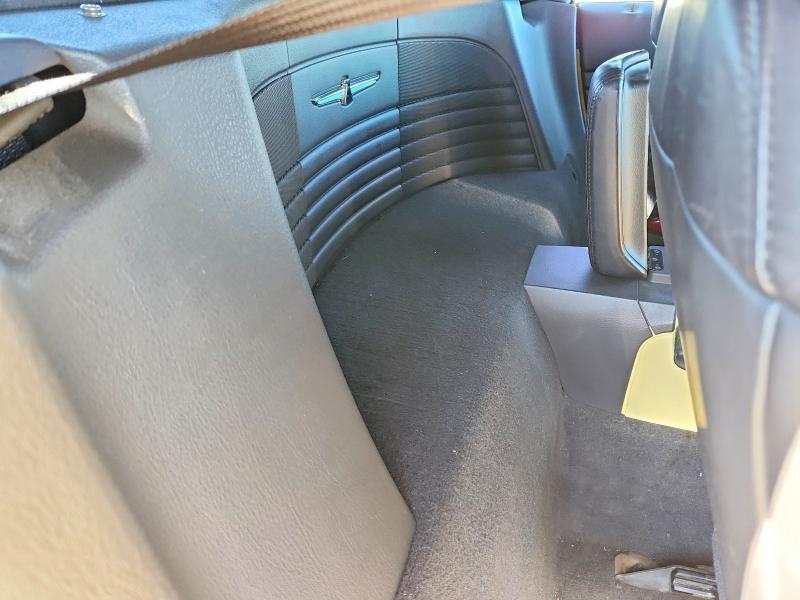 Photo 10 from auction – 2002 FORD THUNDERBIR with VIN 1FAHP60A52Y104083