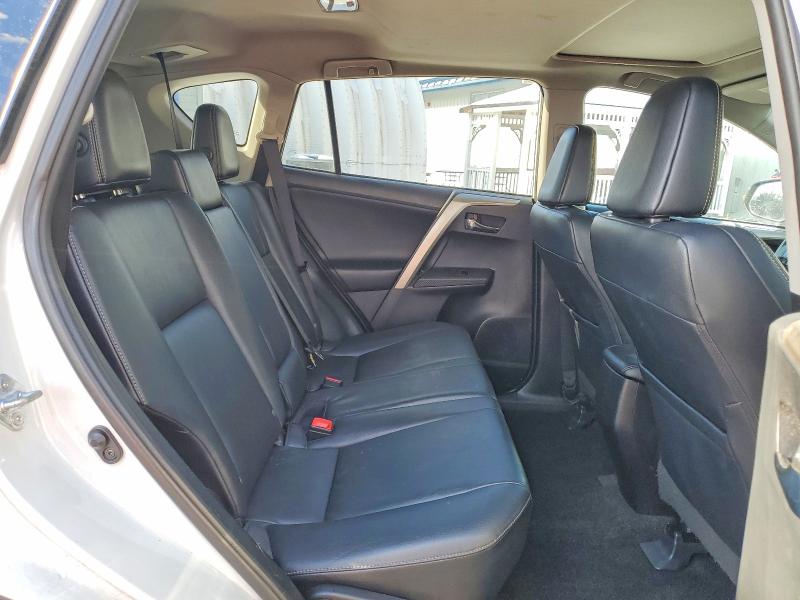 Photo 11 from auction – 2014 TOYOTA RAV4 LIMIT with VIN 2T3DFREV3EW135002