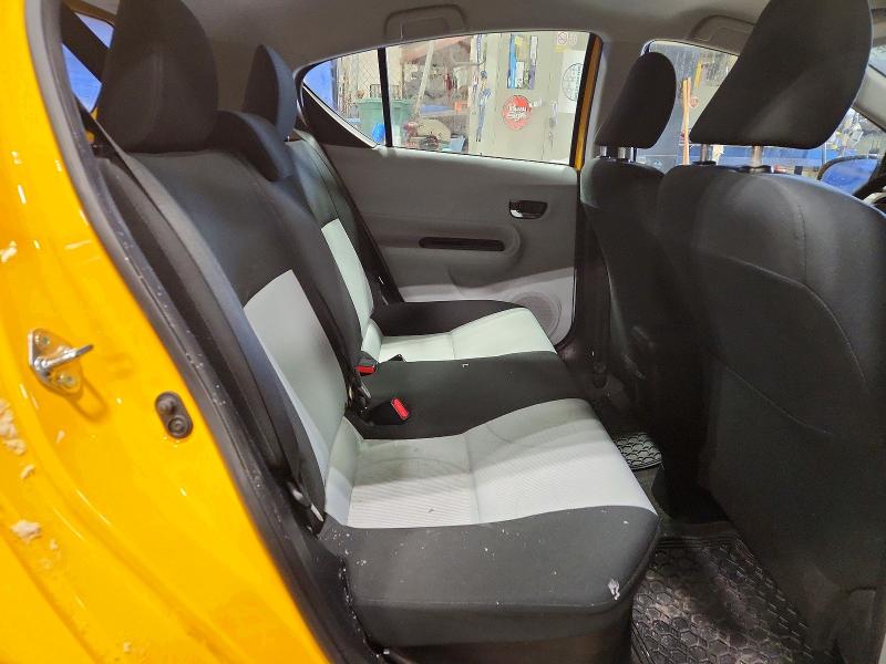 Photo 10 from auction – 2014 TOYOTA PRIUS C with VIN JTDKDTB36E1082517