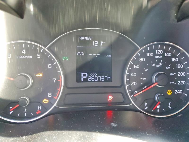 Photo 9 from auction – 2014 KIA FORTE with VIN KNAFX4A6XE5201623