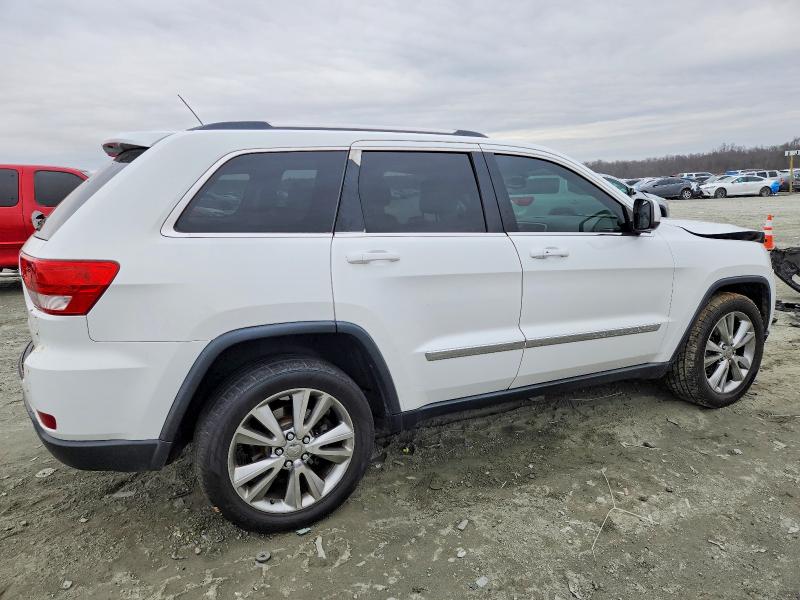 Photo 3 from auction – 2013 JEEP GRAND CHER with VIN 1C4RJFAG3DC573174