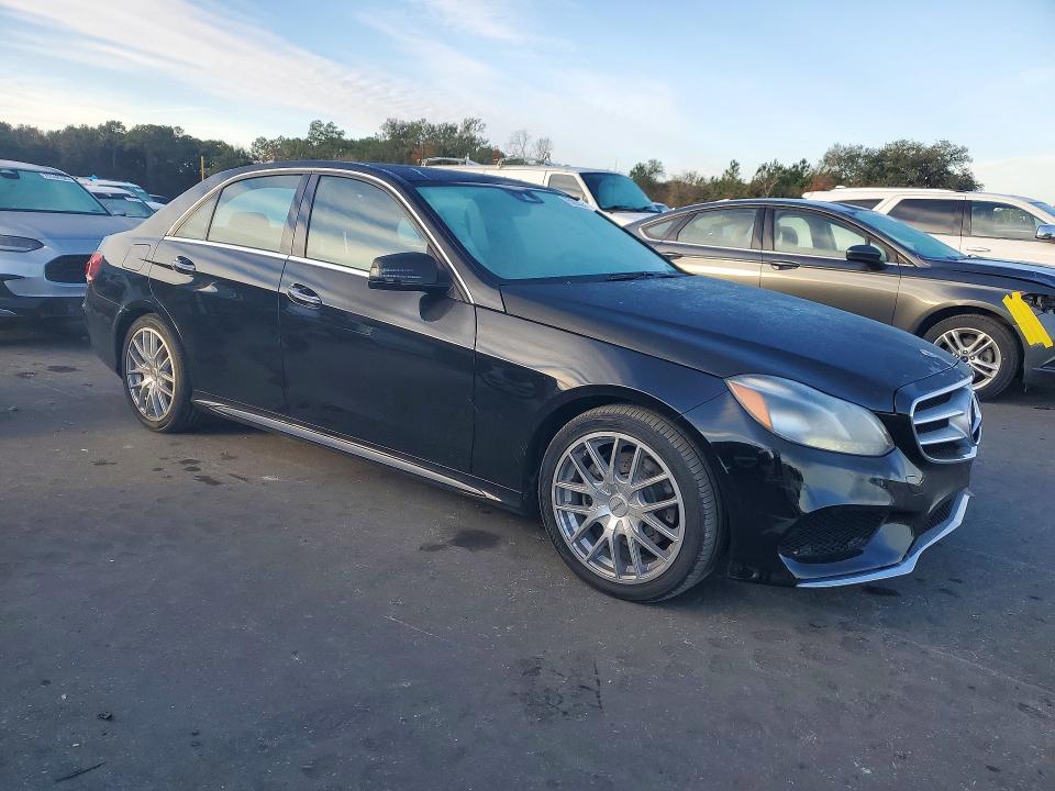 Photo 4 from auction – 2014 MERCEDES-BENZ E 350 with VIN WDDHF5KBXEB045655