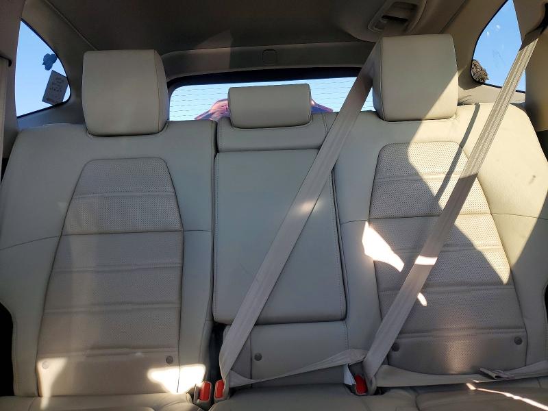 Photo 10 from auction – 2019 HONDA CR-V with VIN 2HKRW2H87KH664474
