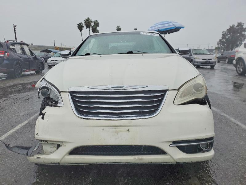 Photo 5 from auction – 2011 CHRYSLER 200 LIMITE with VIN 1C3BC7EG2BN529295