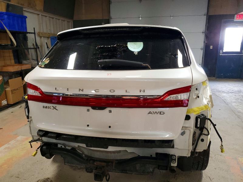 Photo 6 from auction – 2016 LINCOLN MKX RESERV with VIN 2LMTJ8LR7GBL74746