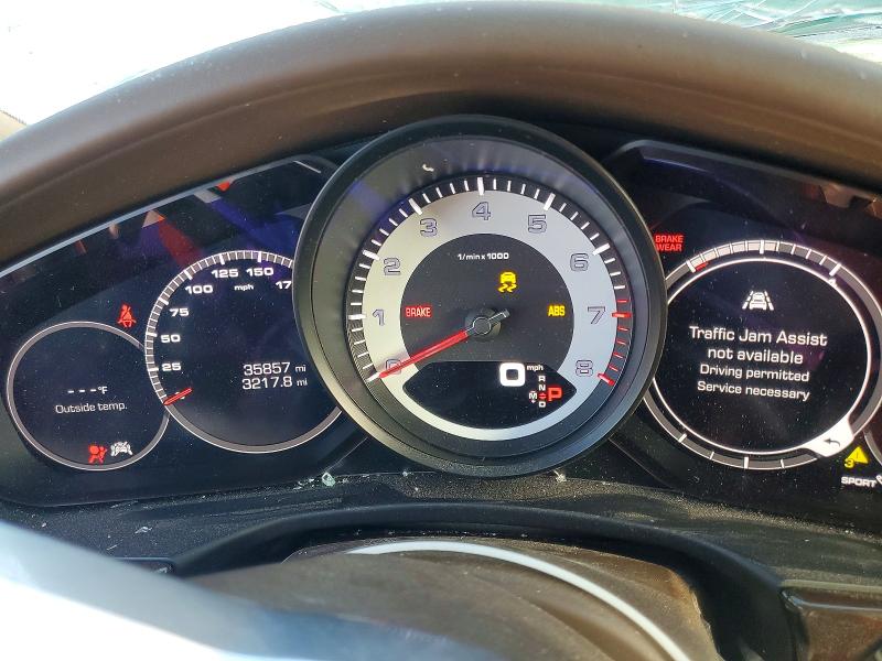 Photo 9 from auction – 2018 PORSCHE PANAMERA with VIN WP0AA2A74JL109537