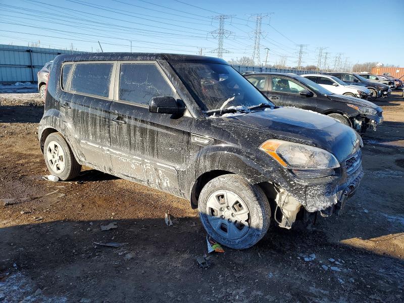 Photo 4 from auction – 2013 KIA SOUL with VIN KNDJT2A56D7630216