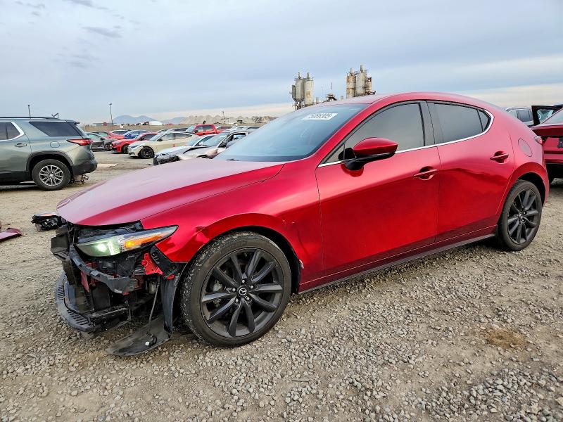 MAZDA 3 2019 with VIN JM1BPANM1K1139041 - Photo from auction
