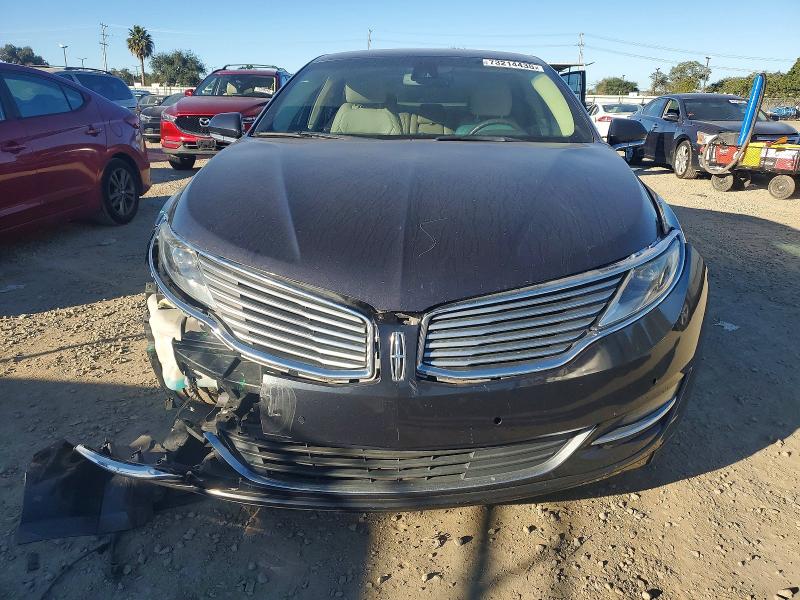 Photo 5 from auction – 2014 LINCOLN MKZ with VIN 3LN6L2LU5ER804616