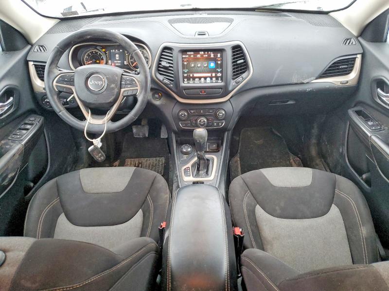 Photo 8 from auction – 2014 JEEP CHEROKEE with VIN 1C4PJMCS8EW152614