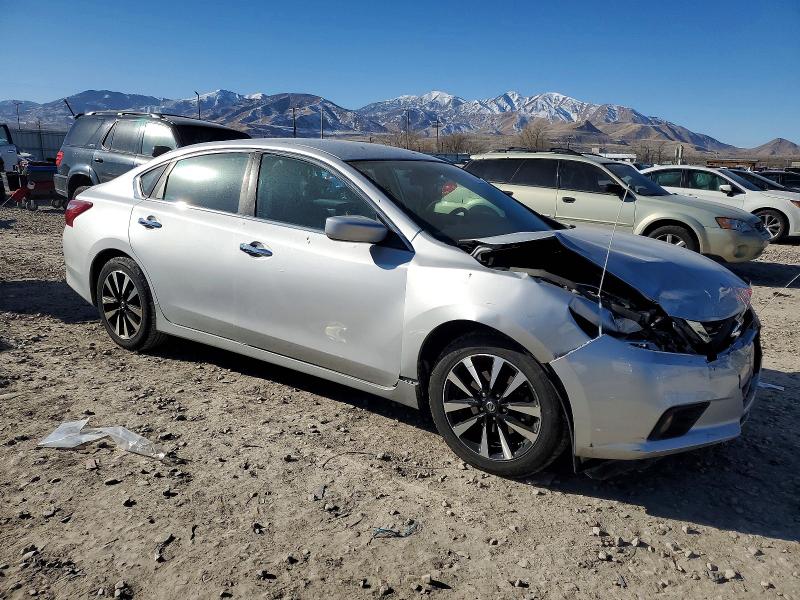 Photo 4 from auction – 2018 NISSAN ALTIMA with VIN 1N4AL3AP9JC272805