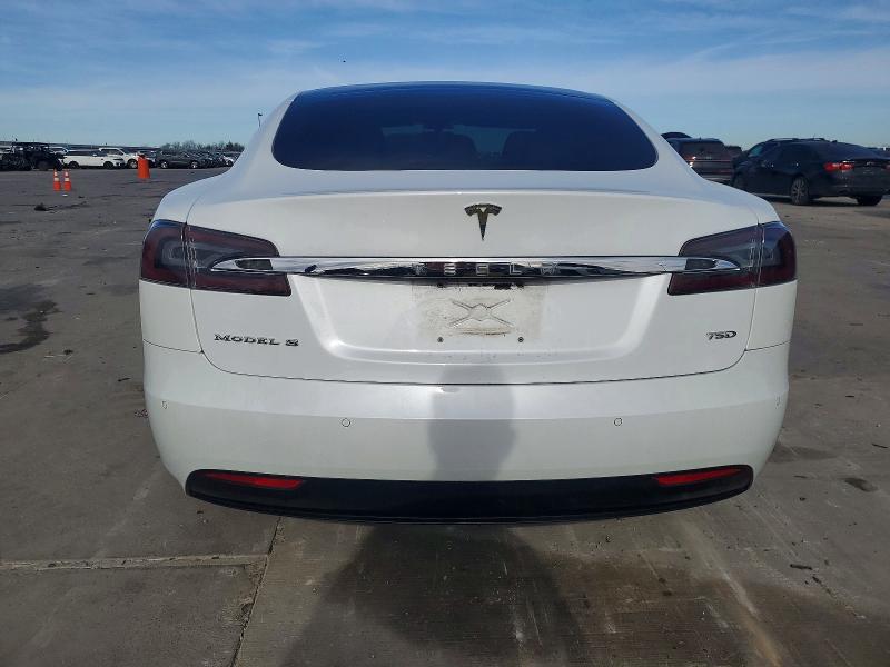 Photo 6 from auction – 2018 TESLA MODEL S with VIN 5YJSA1E20JF265638