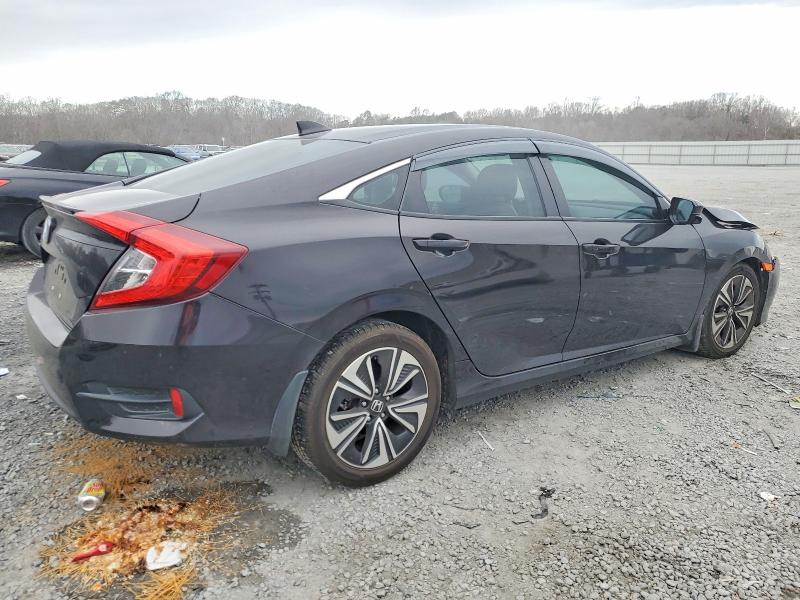 Photo 3 from auction – 2016 HONDA CIVIC with VIN 19XFC1F32GE015500