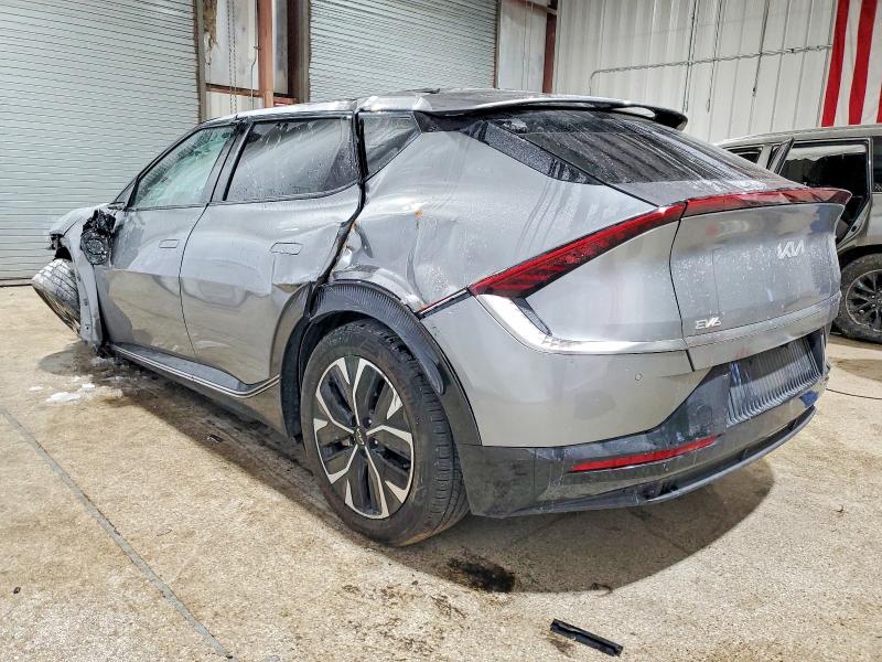 Photo 2 from auction – 2023 KIA EV6 LIGHT with VIN KNDC34LAXP5130574