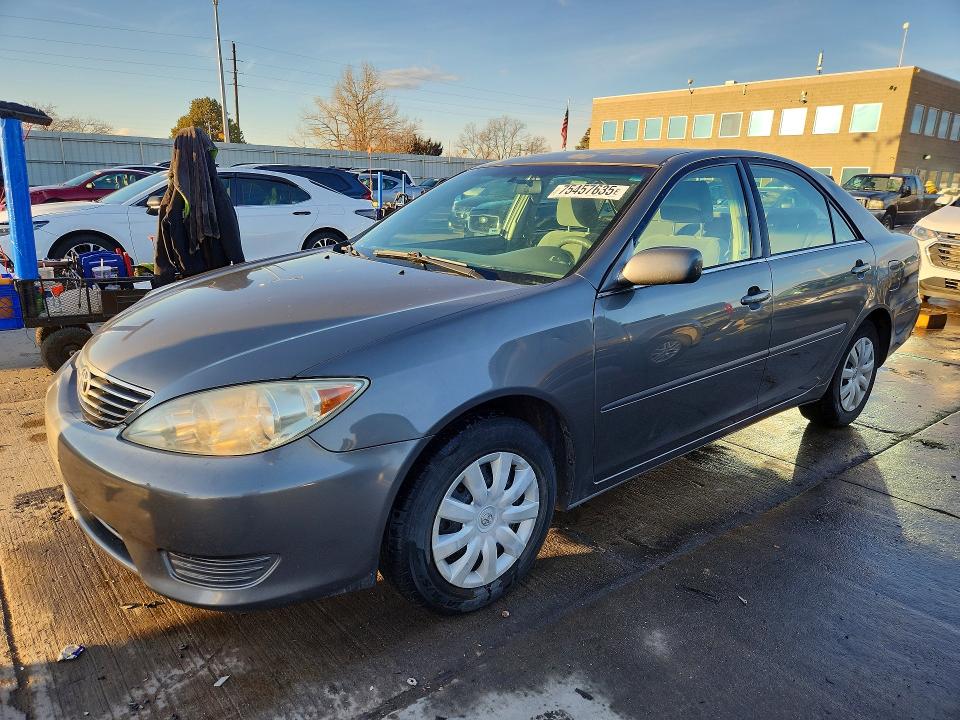 Photo 1 from auction – 2005 TOYOTA CAMRY LE with VIN 4T1BE30K15U578438