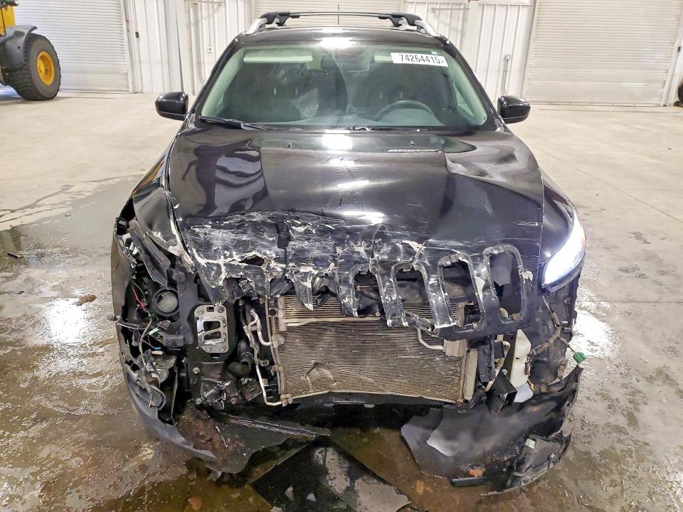 Photo 5 from auction – 2018 JEEP CHEROKEE L with VIN 1C4PJMCX5JD532379