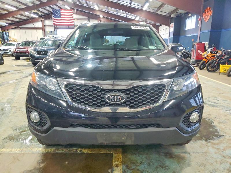 Photo 5 from auction – 2012 KIA SORENTO BA with VIN 5XYKTDA25CG287776
