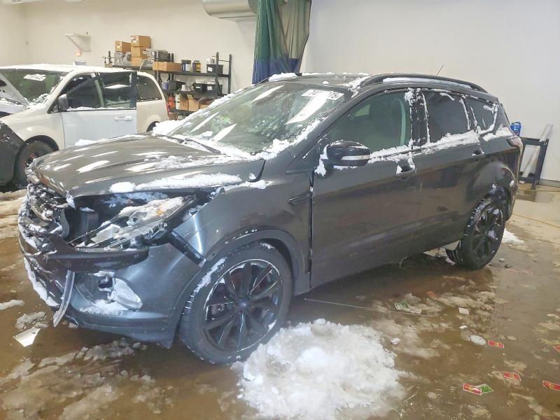FORD ESCAPE 2017 con VIN 1FMCU9J96HUE77485 - Foto de la subasta
