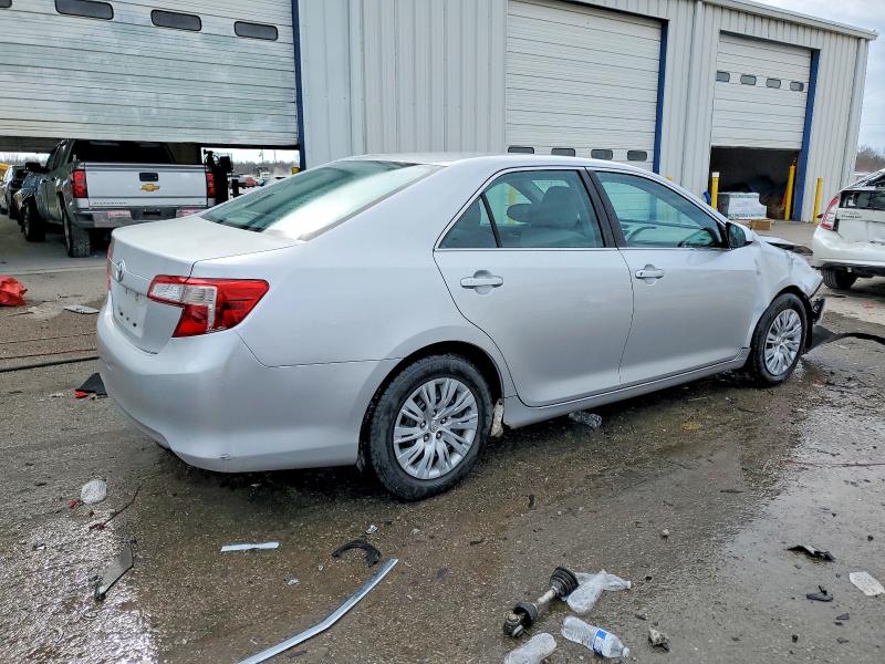 Photo 3 from auction – 2013 TOYOTA CAMRY with VIN 4T1BF1FK0DU647675