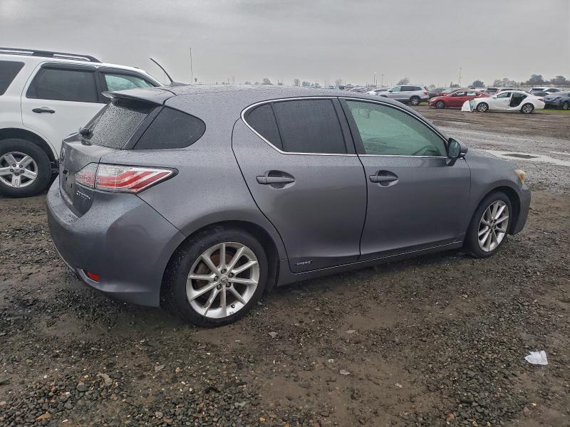 Photo 3 from auction – 2012 LEXUS CT 200 with VIN JTHKD5BH5C2108019