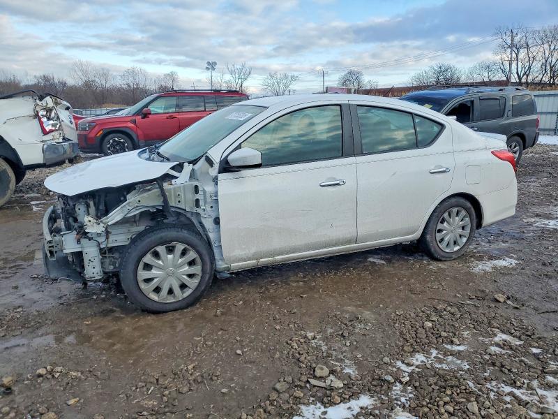 NISSAN VERSA 2019 with VIN 3N1CN7AP2KL864771 - Photo from auction