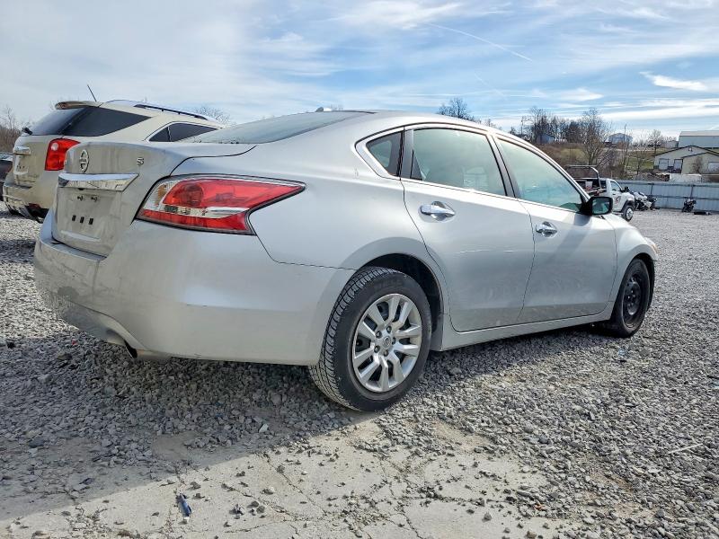 Photo 3 from auction – 2015 NISSAN ALTIMA 2.5 with VIN 1N4AL3AP9FC426310