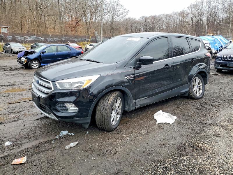 FORD ESCAPE SE 2017 with VIN 1FMCU0GD2HUE12043 - Photo from auction