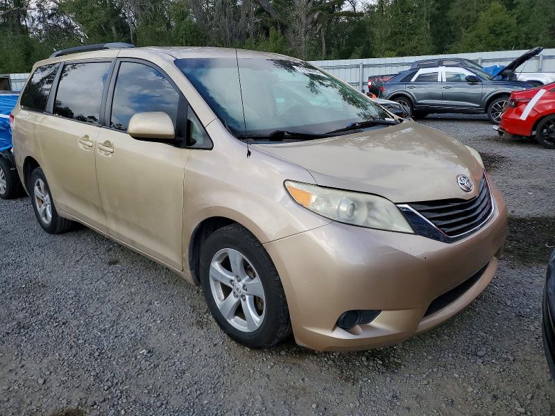 Photo 4 from auction – 2011 TOYOTA SIENNA LE with VIN 5TDKK3DC4BS159774