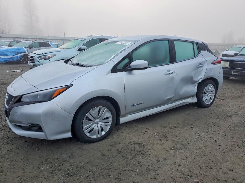 NISSAN LEAF S 2018 with VIN 1N4AZ1CPXJC300952 - Photo from auction