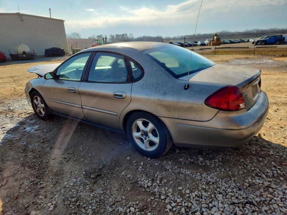 Photo 2 from auction – 2003 FORD TAURUS with VIN 1FAFP55243G201155