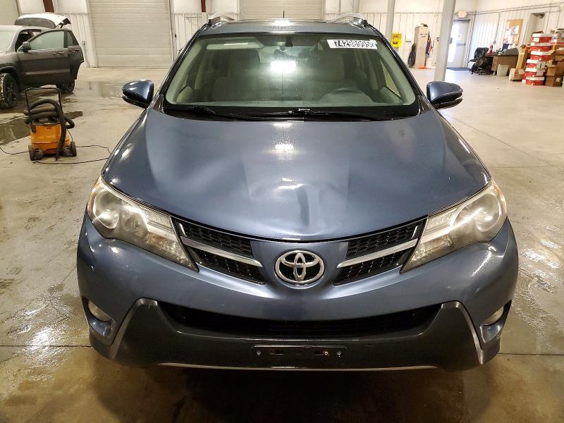 Photo 5 from auction – 2013 TOYOTA RAV4 XLE with VIN JTMRFREV5DD043228