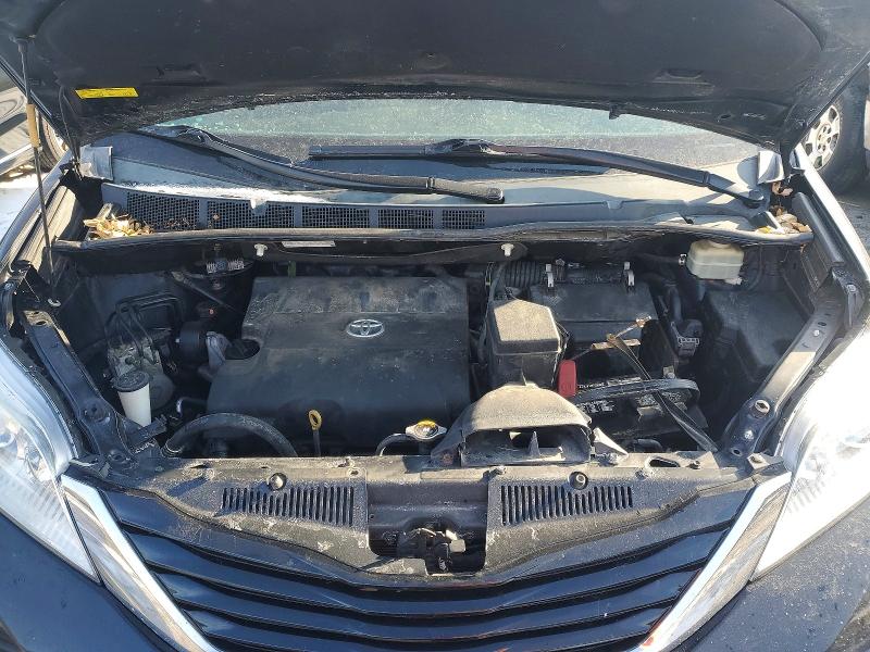 Photo 12 from auction – 2015 TOYOTA SIENNA with VIN 5TDKK3DC2FS622047